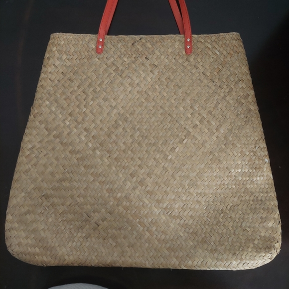 Kate Spade RARE NWT 57/100 made. Pink Butterflies Woven Straw Tote. - Picture 8 of 10